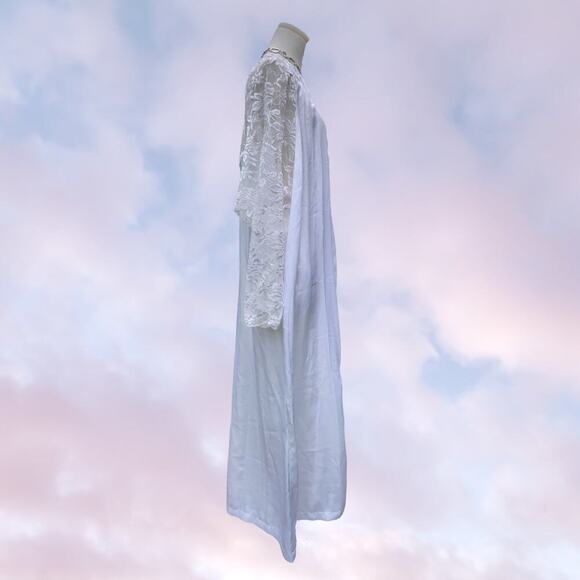 Vtg 90s Cabernet Satin White Long Maxi Lace Beaded Sleeve Robe Cover Up Sz S - Picture 3 of 8